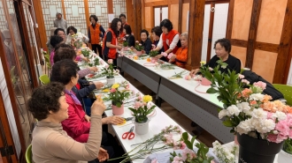 충장동자원봉사캠프 '내 마음의 녹색지대' 꽃피스 ...